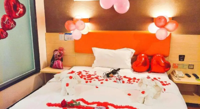 7 Days Premium·Shihezi Passenger Terminal, Rezervasyon Otel Shihezi Xinjiang