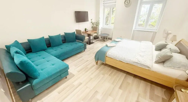 Cozy 1BR Apt Near Amusement Park Vienna, Prenota Appartamento Vienna Austria