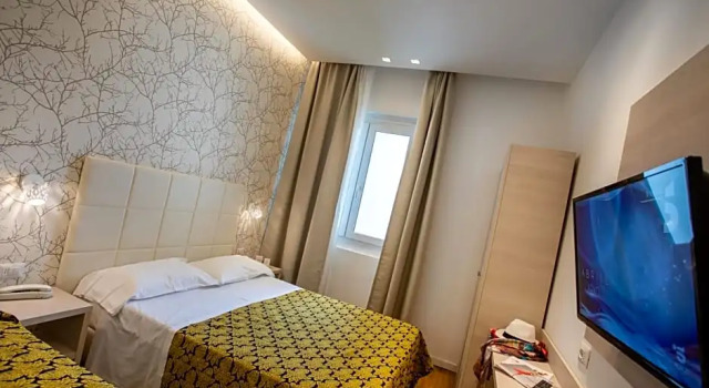Трёхместный номер Economy Hb Hotels Orchidea Blu