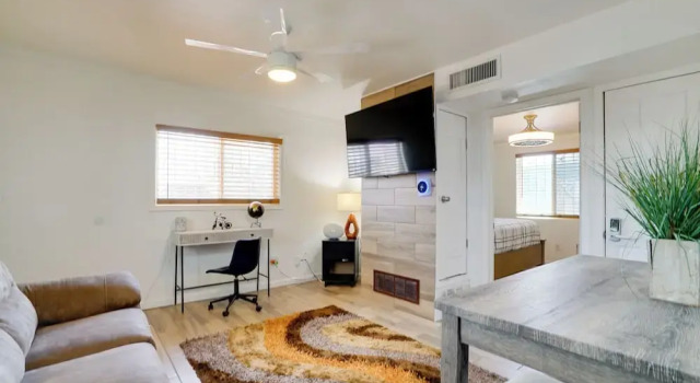 < 1 Mi to University Medical Center: El Paso Apt, Rezerwuj Apartament Hotele w El Paso z parkingiem, Parking