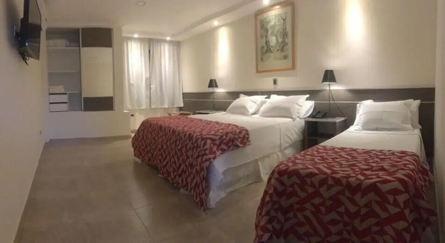 Трёхместный семейный номер Standard Los Espinillos Hotel y Spa