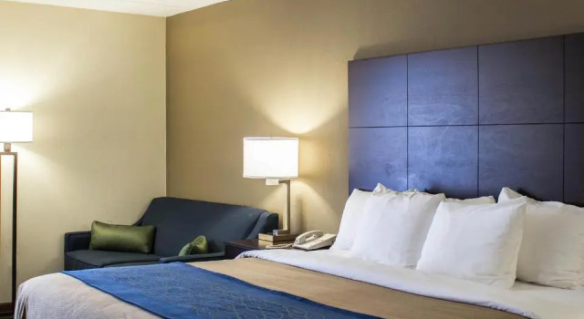 Люкс c 1 комнатой Comfort Inn & Suites Fuquay Varina
