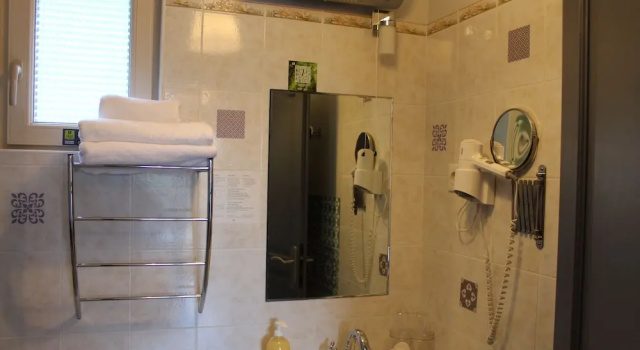 Семейные апартаменты Hotel La Peyrade