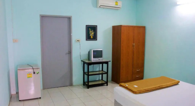 Номер Economy Sichang Shine Khao Resort