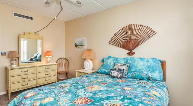 Pier Point 55 by Vacation Rental Pros