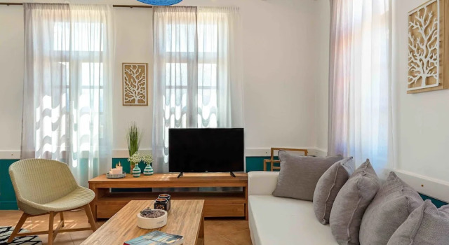 Lithinon Suites & Studios Blue, Забронировать Отель Ханья периферийная единица Ханья, рядом с Historical Archive of Crete