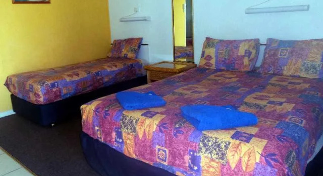 Reef Gardens Motel, Rezerwuj Motel Proserpine 