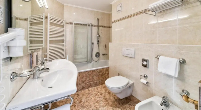Полулюкс HOTEL POST alpine cityflair
