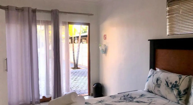 Двухместный номер Deluxe с видом на сад Esangweni Guest House