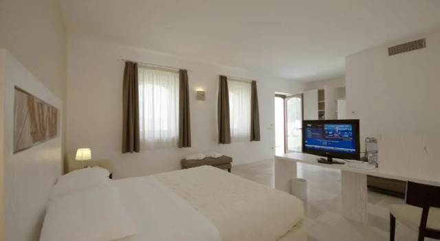 Полулюкс Masseria Corda Di Lana Hotel & Resort