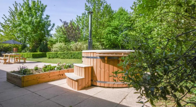 The Piglets, Buchen Sie Ferienhaus Adastral Park England