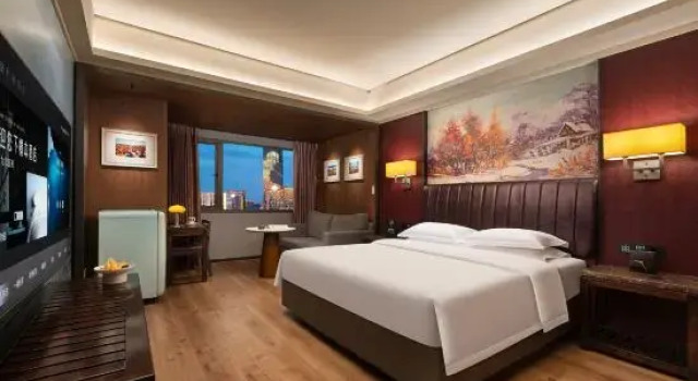 Люкс Elegant Hotel