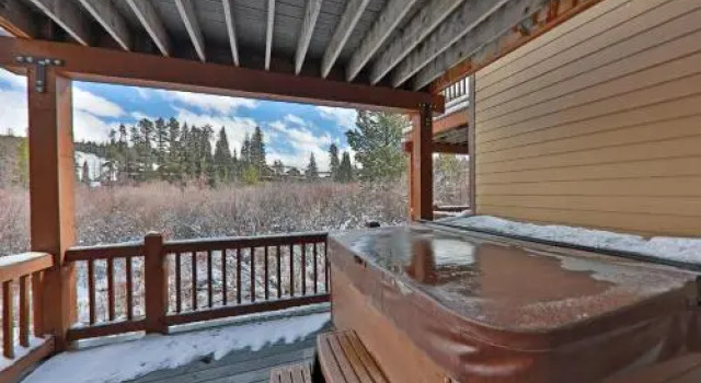 102 Willows Way Townhouse