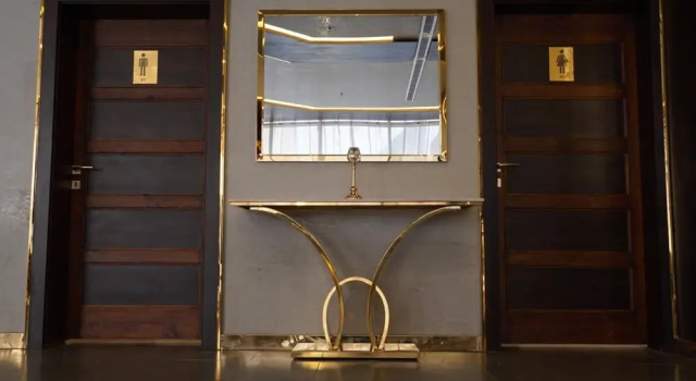Crystal Blue Hotel
