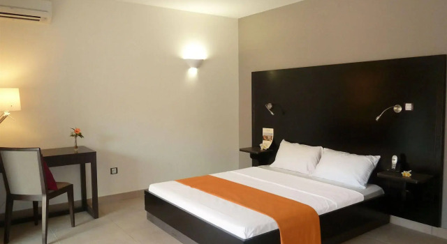 Tama Hotel, Book Hotel Hotels in Saint-Paul with Parking, Parking