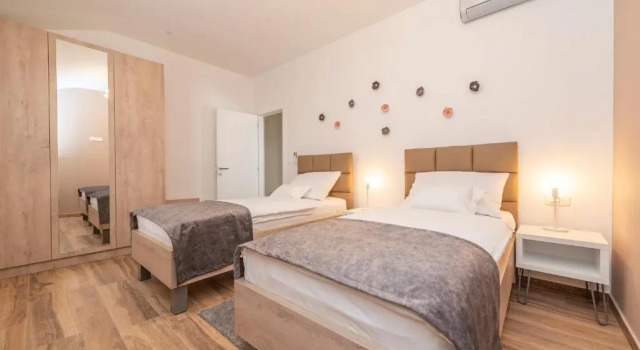 LUXURY APARTMENTS - LA VIR 5& 6, Забронировать Апартаменты/квартира Вир Zadar Islands
