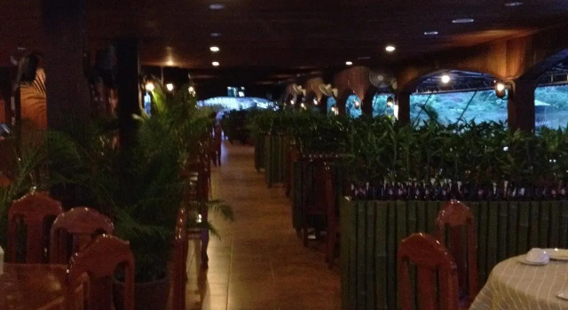 SN Hotel, Забронировать Отель Отели Бан-Лунг с парковкой, Парковка