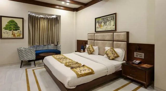 Двухместный номер Royal Vrinda Hotel