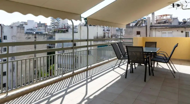 Апартаменты “Dandelion” apartment with an Acropolis view