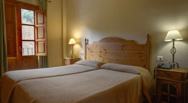 Hotel Humaina, Забронировать Отель Ciudad Jardin Малага