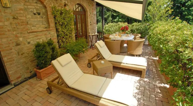 Кровать в общем номере Hotel Torre di San Martino