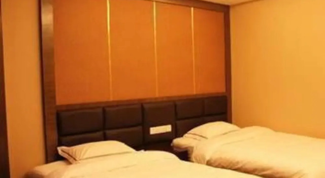 QINGHAIJIARIJIUDIAN, Buchen Sie Hotel Kangding Sichuan