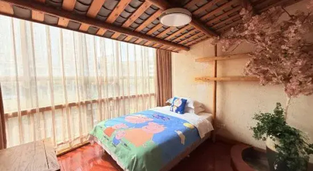 Четырёхместный семейный люкс Cloud Gathering Hotel (Chenzhou Wuling Square Chenzhou Station Store)