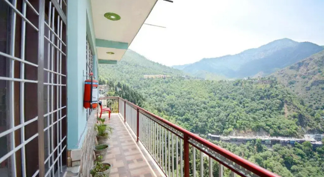 Mountain Breeze By OYO Rooms, Rezervovat Hotel Mussoorie Uttarakhand