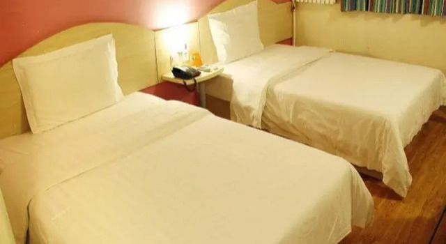 7 Days Inn Huawei