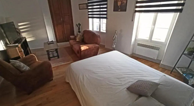 Bel appartement indépendant centre de Magny-Cours avec parking, Reservar Apartamento Magny-Cours 
