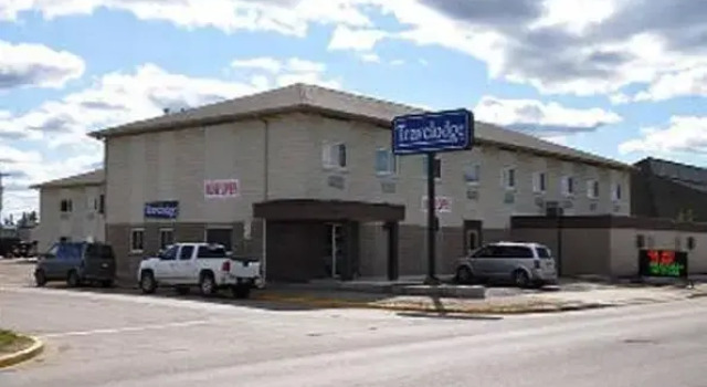 Люкс Travelodge by Wyndham Meadow Lake