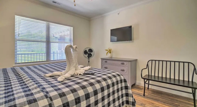 Апартаменты с 2 комнатами Townsend Condo w/ Pool, Great Smoky Mountain Views
