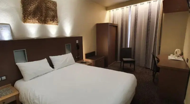 Двухместный номер Standard Grand Hôtel de Valenciennes