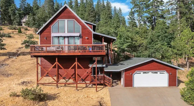 Коттедж Prasad Retreat - Sunny Home W/ Deck & Air Hockey 3 Bedroom Home by Bear Valley Vacation Rentals