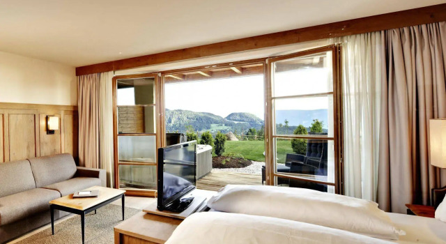 Chalet Mirabell, Забронировать Шале Отели Merano and Sorroundings 5 звезд, 5*