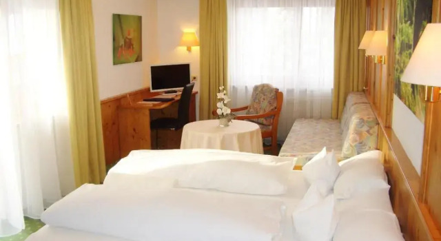 Двухместный номер Standard Hotel Schwarzenbergs Traube