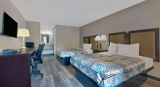 Четырёхместный номер Standard Motel 6 McDonough, GA