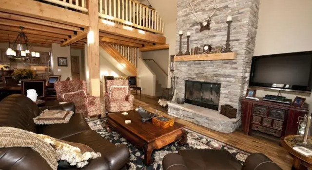 Mountain Homes, Buchen Sie Ferienwohnung Hotels in Montana mit Pool, Schwimmbad