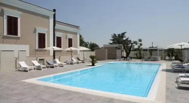 Hotel Il Quadrifoglio, Rezerwuj Hotel Cerignola Apulia