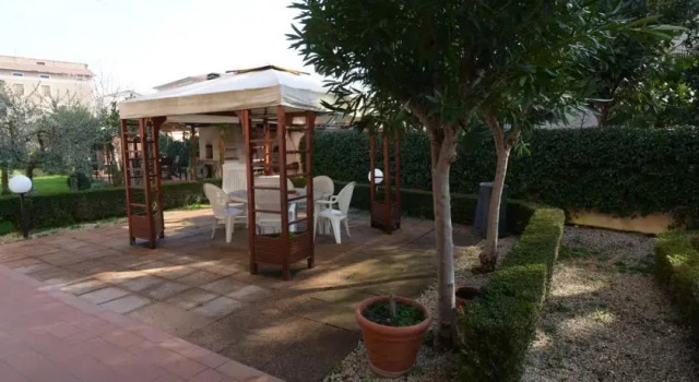 Angelina House, Varaa Hotelli Santa Maria degli Angeli 