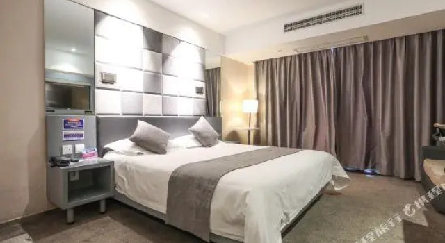Z Hotel