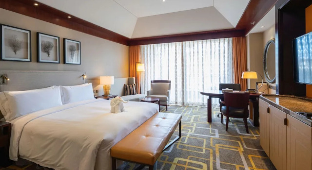 Двухместный номер Standard Hilton Qingdao Golden Beach