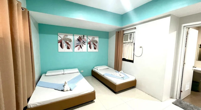Habitación triple Estándar RF Suites