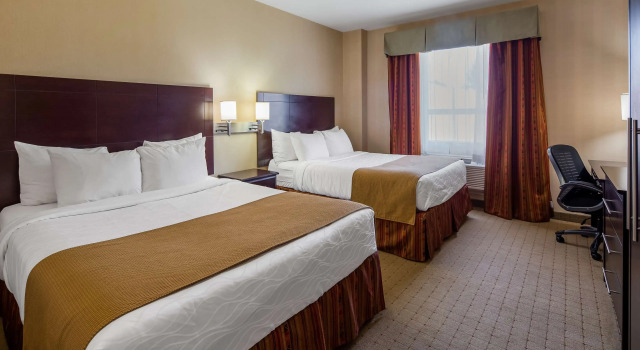 Четырёхместный номер Standard Best Western Plus Bowmanville