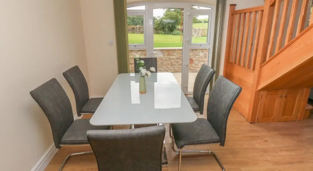Woodpecker Barn, Book Feriehus Pontyclun Glamorgan