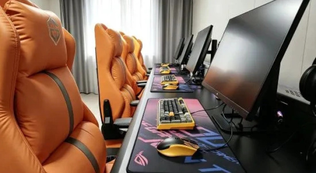 Люкс Huai'an Infinite Blue Cinema E-Sports Hotel (Huaihai North Road Huayang City)