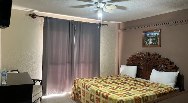 Полулюкс с балконом Hotel Villa Cahita
