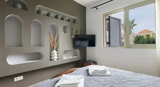 Villa Elias 1BR Upper Apt with Pool, Забронировать Вилла Коттеджи Центрального Крита, Коттедж