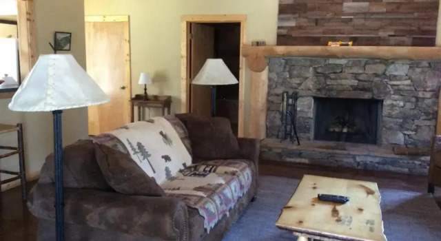 Номер Luxury Dancing Bear Lodge