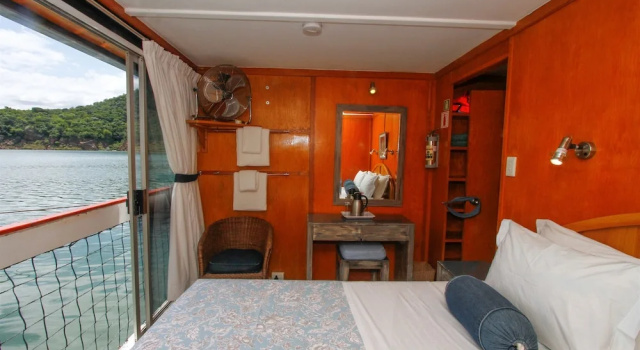 Номер Deluxe Shayamanzi Houseboats